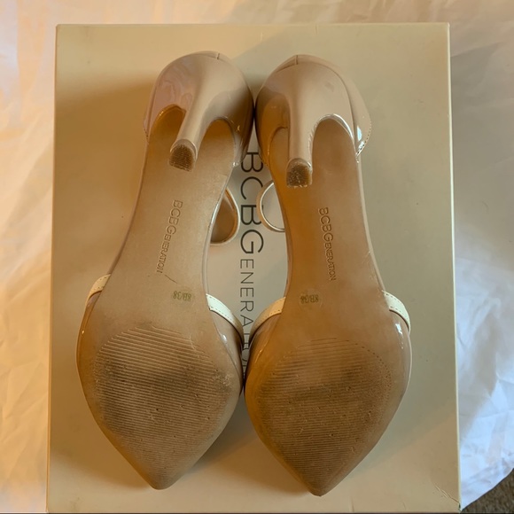 EUC BCBGeneration patent t-strap pump - Picture 2 of 5